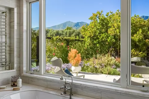 Bath - 1850 Jelinda Dr, Montecito, CA 93108 photo 3 of 4