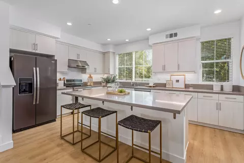 5680 Surfrider Way #105, Goleta, CA 93117