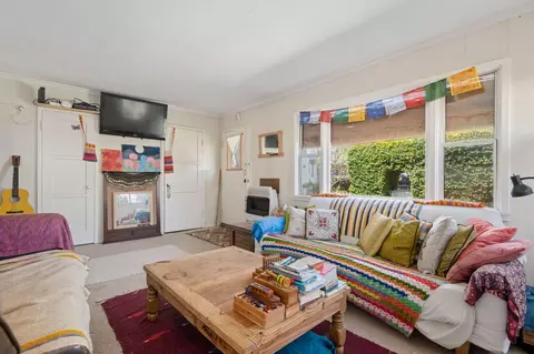 Living - 1090 Vallecito Rd, Carpinteria, CA 93013 photo 3 of 3
