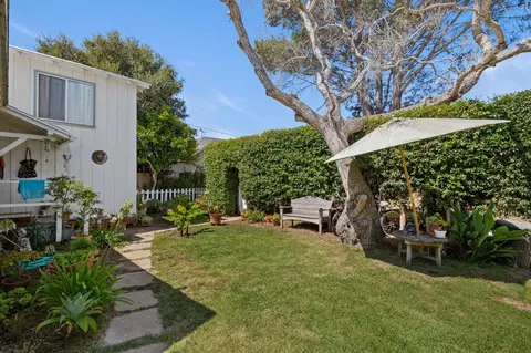 Exterior - 1090 Vallecito Rd, Carpinteria, CA 93013 photo 9 of 11