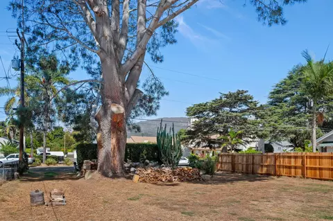 Exterior - 1090 Vallecito Rd, Carpinteria, CA 93013 photo 2 of 11