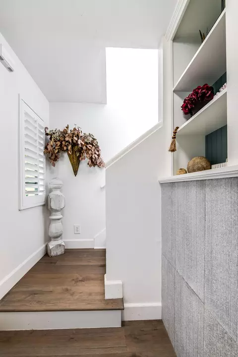 Entry Way - 4297 Carpinteria Ave #14, Carpinteria, CA 93013 photo 2 of 3