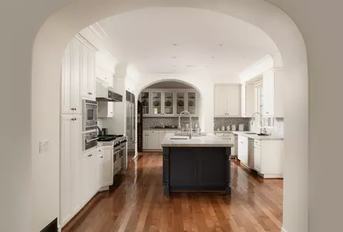 Kitchen - 184 Tiburon Bay Ln, Montecito, CA 93108 photo 1 of 2