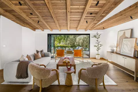 Living - 734 El Rancho Rd, Montecito, CA 93108 photo 2 of 3