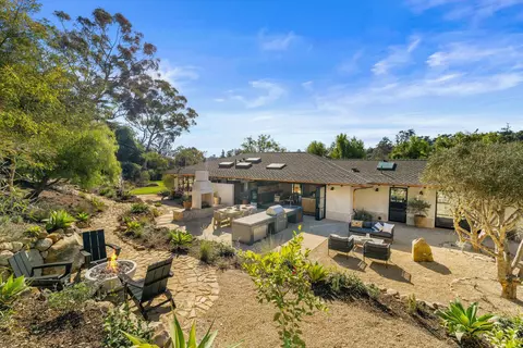 Exterior - 734 El Rancho Rd, Montecito, CA 93108 photo 7 of 9