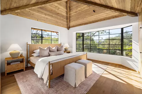 Bedroom - 734 El Rancho Rd, Montecito, CA 93108 photo 2 of 4