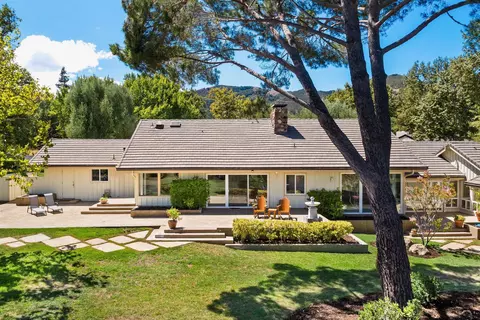 166 Rancho Alisal Dr, Solvang, CA 93463
