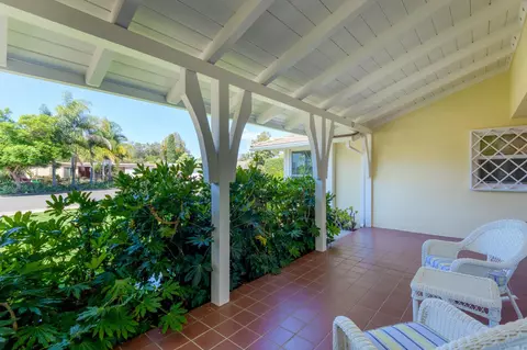 Exterior - 258 Iris Ave, Goleta, CA 93117 photo 4 of 12