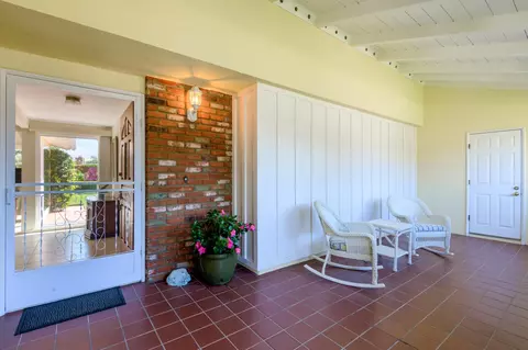 Exterior - 258 Iris Ave, Goleta, CA 93117 photo 5 of 12