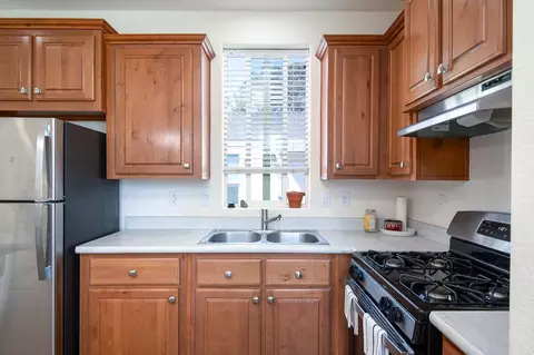 520 Pine Ave #SPC 5, Goleta, CA 93117 photo 3