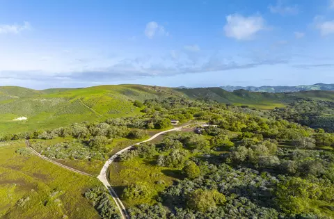 4755 Sweeney Rd, Lompoc, CA 93436 photo 2