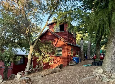 4849 Lookout Rd, Santa Barbara, CA 93105