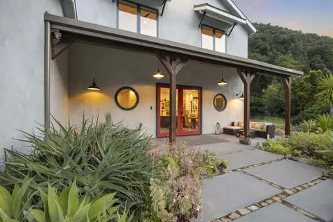 16096 Maricopa Hwy, Ojai, CA 93023