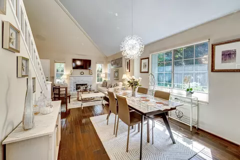 3708 Greggory Way #1, Santa Barbara, CA 93105