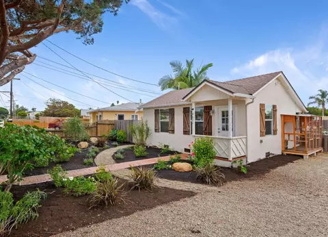 Exterior - 4621 7th St, Carpinteria, CA 93013 photo 2 of 6