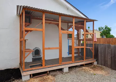 Exterior - 4621 7th St, Carpinteria, CA 93013 photo 3 of 6