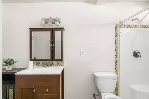 Bath - 3316 Rucker Rd, Lompoc, CA 93436 photo 1 of 2