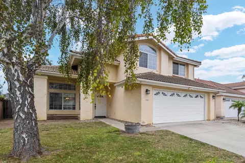 1241 Stonebrook Dr, Lompoc, CA 93436