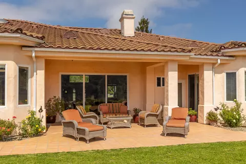 Exterior - 218 Valhalla Dr, Solvang, CA 93463 photo 5 of 7
