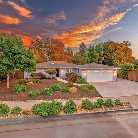 1240 La Brea Ln, Carpinteria, CA 93013