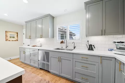 1240 La Brea Ln, Carpinteria, CA 93013 photo 9