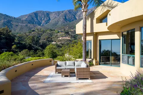 2891 Hidden Valley Ln, Montecito, CA 93108 photo 4