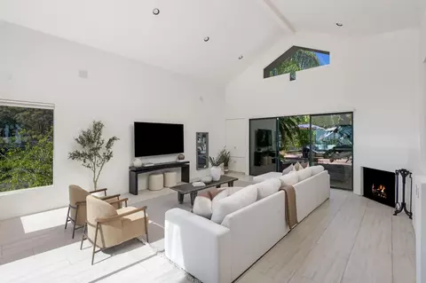 2891 Hidden Valley Ln, Montecito, CA 93108 photo 8