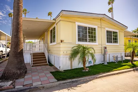 265 W Beckwith Rd #43A, Santa Paula, CA 93060