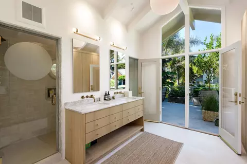 Bath - 3519 Padaro Ln, Carpinteria, CA 93013 photo 1 of 1