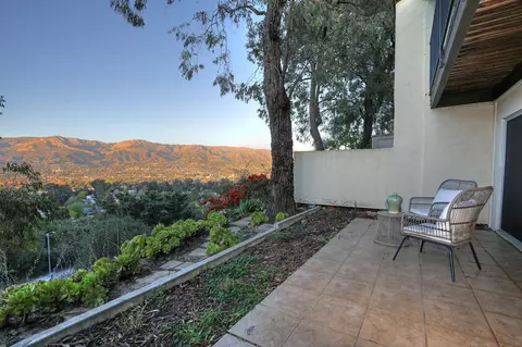 1078 Miramonte Dr #4, Santa Barbara, CA 93109