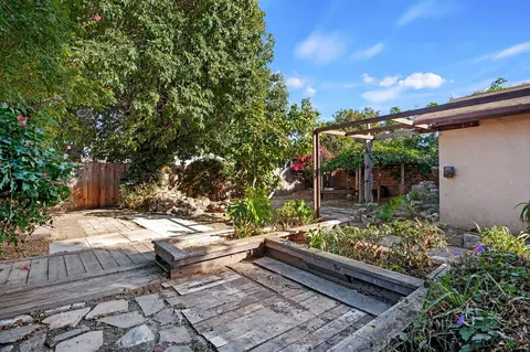 Exterior - 4934 Alexander Dr, Oxnard, CA 93033 photo 4 of 5