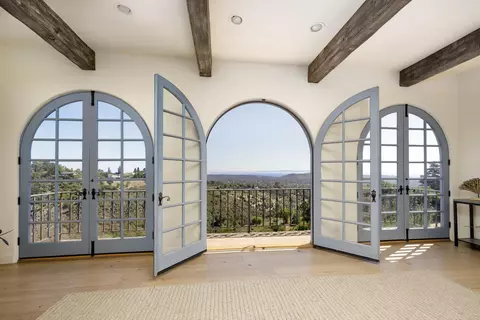 1230 Northridge Rd, Santa Barbara, CA 93105