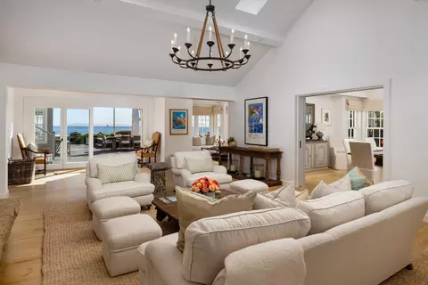 Living - 571 Sand Point Rd, Carpinteria, CA 93013 photo 1 of 5
