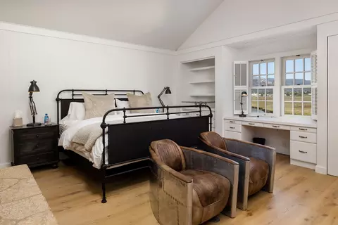 Bedroom - 571 Sand Point Rd, Carpinteria, CA 93013 photo 2 of 4