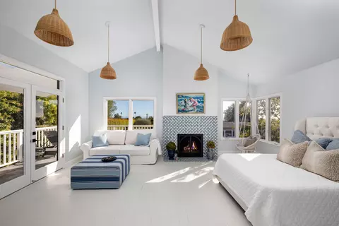31 Cedar Ln, Santa Barbara, CA 93108