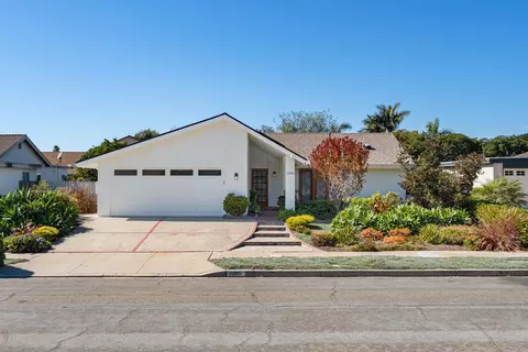 1436 Carnation Pl, Carpinteria, CA 93013 photo 3