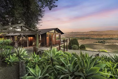 2750 Latigo Dr, Solvang, CA 93463