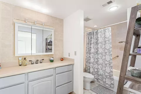 Bath - 7295 Georgetown Rd, Goleta, CA 93117 photo 1 of 2