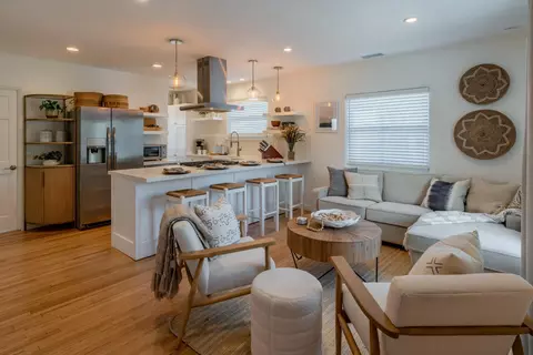 230 Los Aguajes Ave, Santa Barbara, CA 93101