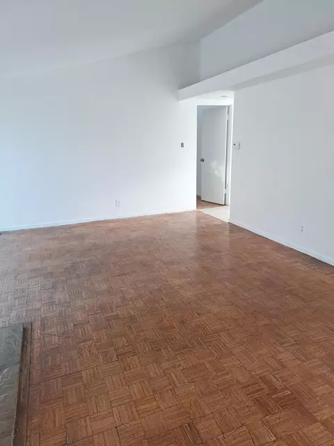 Living - 424 N 2nd St, Lompoc, CA 93436 photo 3 of 4