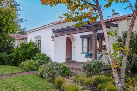 3020 Puesta Del Sol, Santa Barbara, CA 93105