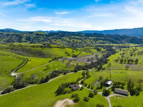 1959 Rambling Oaks Rd, Santa Ynez, CA 93460