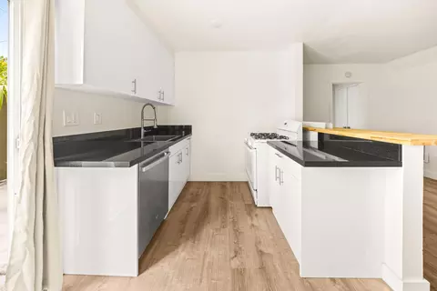 Kitchen - 6597 Trigo Rd, Goleta, CA 93117 photo 3 of 4