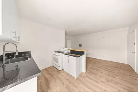 Kitchen - 6597 Trigo Rd, Goleta, CA 93117 photo 4 of 4