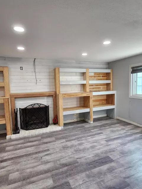 Living - 905 W Cypress Ave, Lompoc, CA 93436 photo 2 of 2