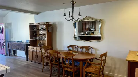 Dining - 4264 Carpinteria Ave #5, Carpinteria, CA 93013 photo 1 of 1