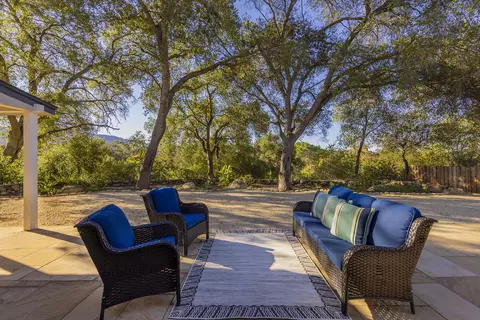 1068 Cuyama Rd, Ojai, CA 93023 photo 4