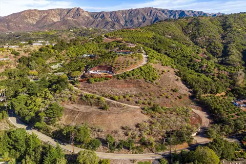 3080 Foothill Rd, Carpinteria, CA 93013 photo 2