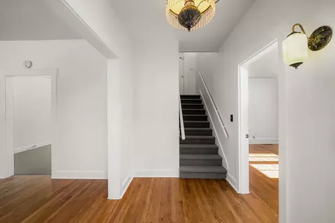 Entry Way - 532 Brinkerhoff Ave, Santa Barbara, CA 93101 photo 1 of 2