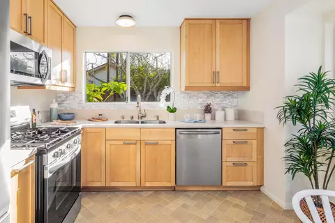 1425 Azalea Dr, Carpinteria, CA 93013 photo 10